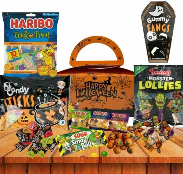 Halloween Trick or Treats Chocolates & Sweets Box - Includes Monster Treats Sweets, Toxic Waste perfect For Adults & Kids Halloween Parties - Sweets Hamper - Scary Party Mix